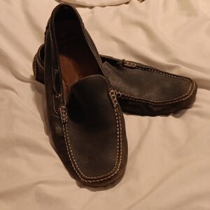 Elegant Dark Blue Leather Loafers